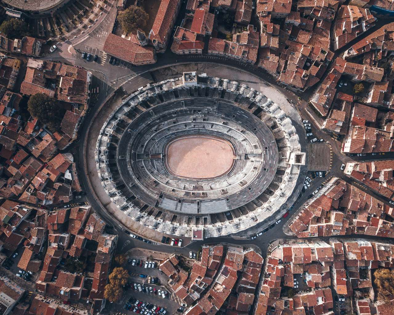 아를 원형 경기장 / 사진=unsplash@Lucas Miguel