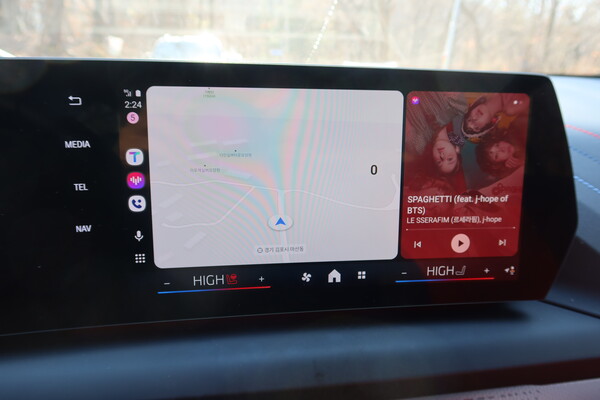 BMW 뉴 M135 xDrive 10.7인치 컨트롤 디스플레이 [오두환 기자]