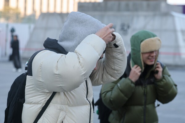 [기상속보] 주말 오늘날씨 '강추위' 서울 낮-4도 서해안 3∼8㎝ 눈…10~11일 전국 대부분 지역 비나 눈·주간예보/사진=연합뉴스