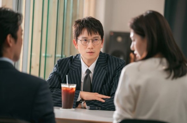 How Webtoons and Web Novels Are Revolutionizing Asian Dramas: A Deep Dive into IP Success
