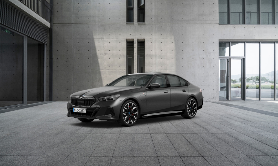 &nbsp;       BMW 550e xDrive M Sport Pro Best Seller Edition. Provided by BMW