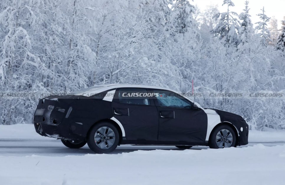 &nbsp; carscoops