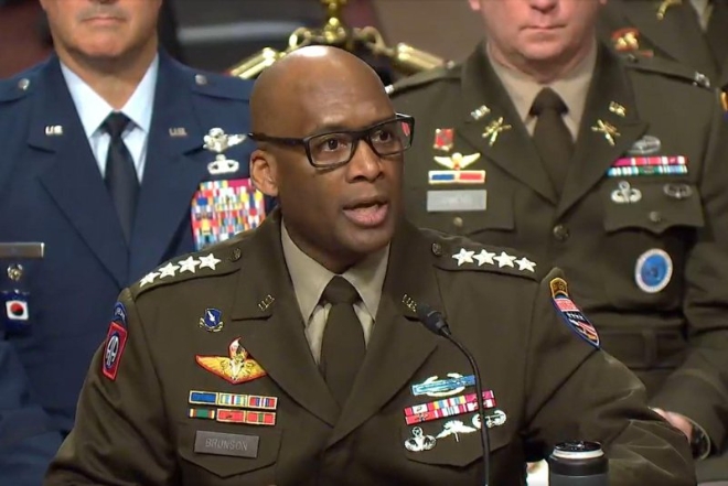 브런슨 주한미군사령관 “주한미군 감축, 문제 야기할 수도” - 글로벌이코노믹