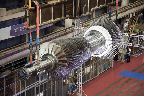 KF-21, 국산화 성공 눈앞…남은 퍼즐은 '엔진' [한양경제]