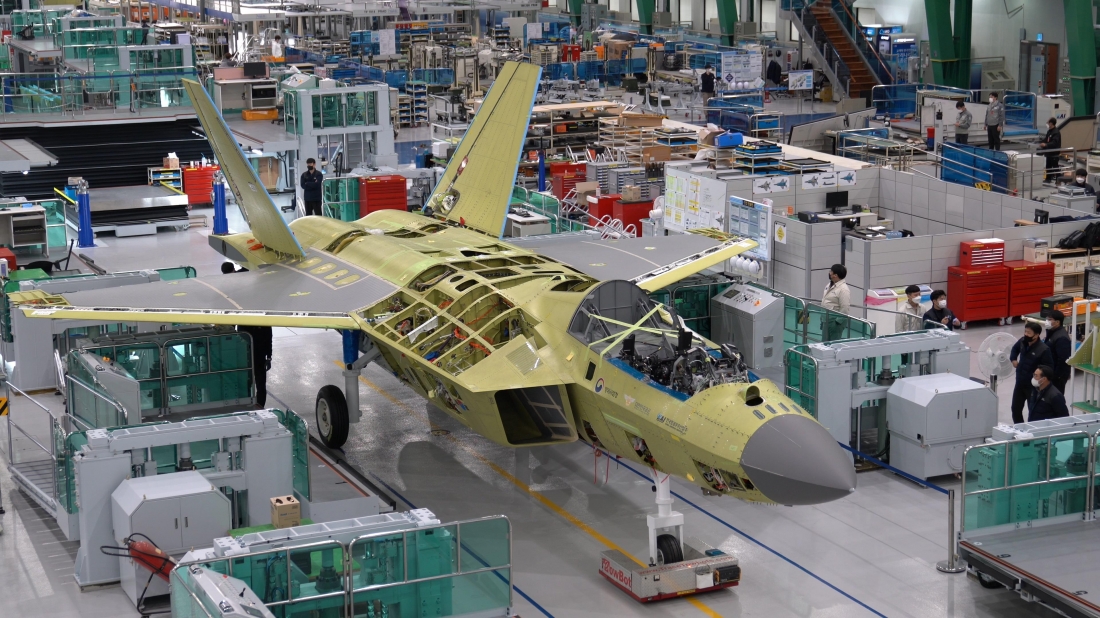 제동 걸린 KF-21 초도생산 … 논란의 중심은?