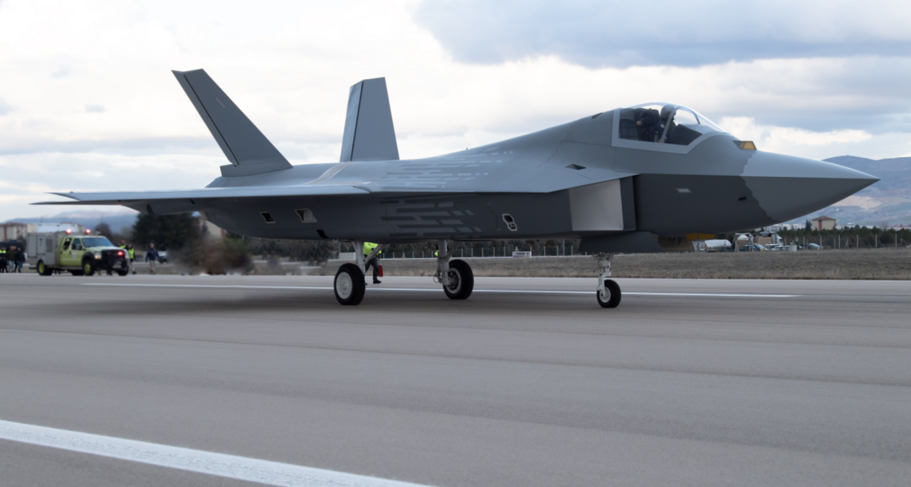 인도네시아, 튀르키예 '칸' 전투기 도입 추진…KF-21 영향? - 헤럴드경제