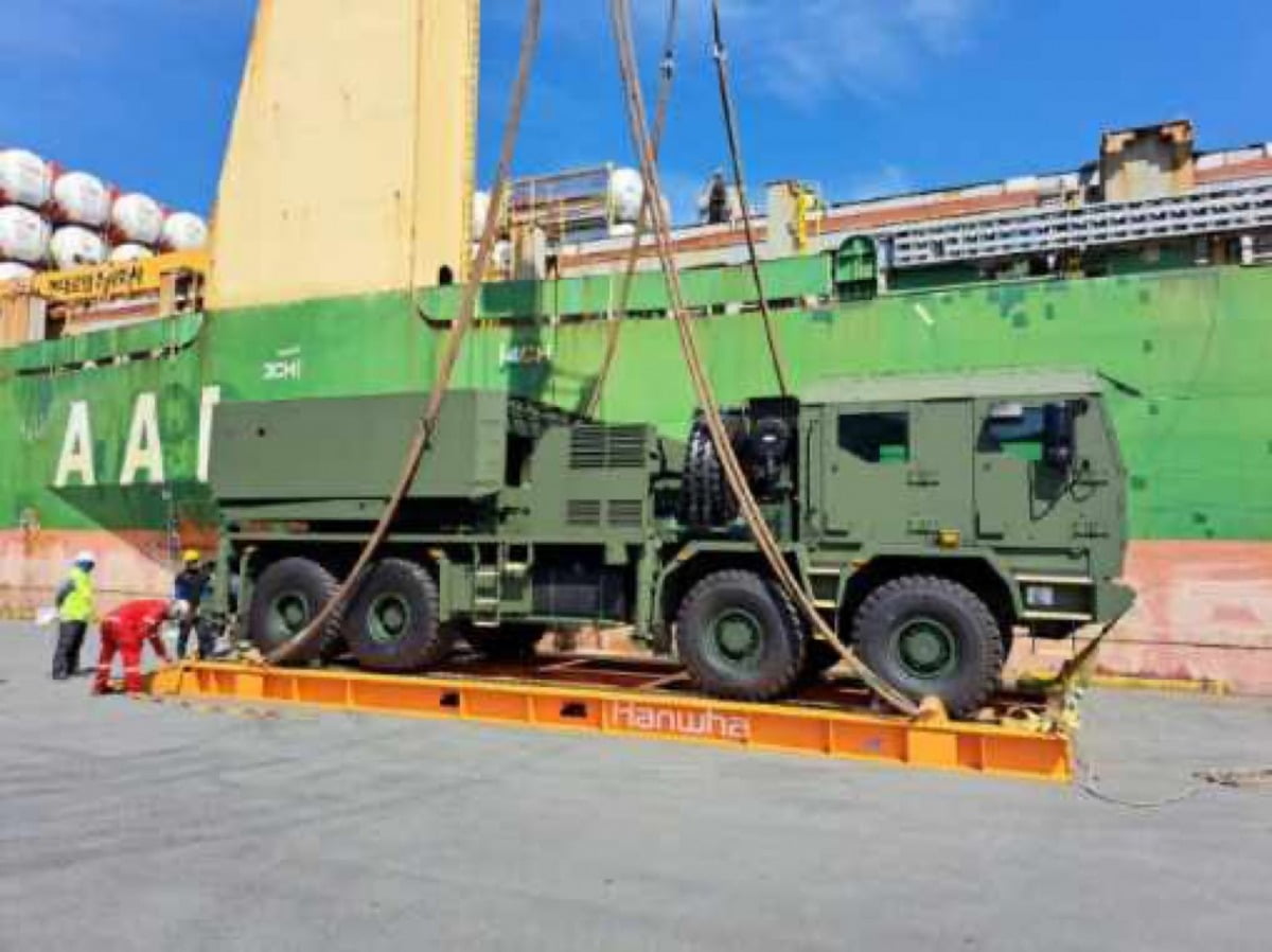 폴란드로 향하는 다연장로켓 '천무'…'호마르K'로 재탄생