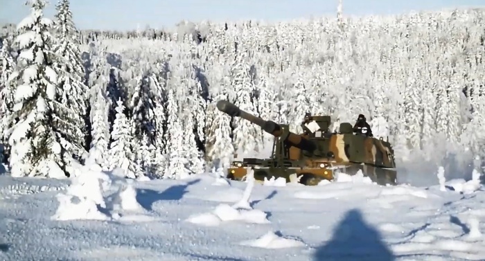 한화, 자주포 2조 수출…K-방산 '백투백 홈런'