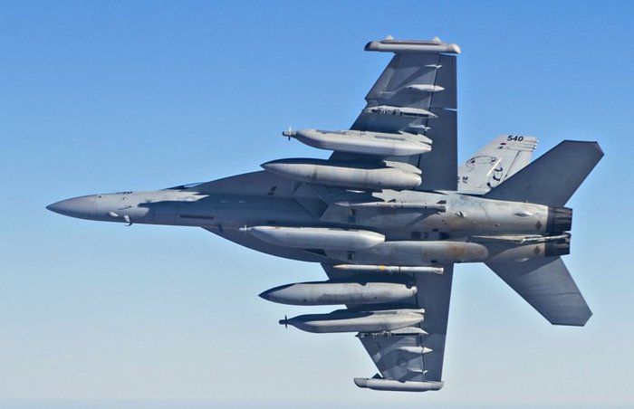 EA-18G 그라울러 - 유용원의군사세계 - 전문가광장 > 무기백과