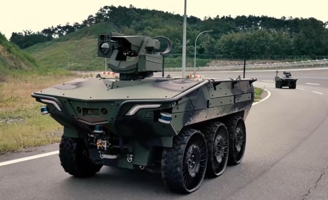 G-Military]한화디펜스 ADEX 2021서 보롯전투차량 'I-UGV' 공개 - 글로벌이코노믹