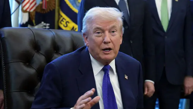 트럼프, 오바마 부부 원숭이에 비유한 인종차별 영상 삭제 - BBC News 코리아