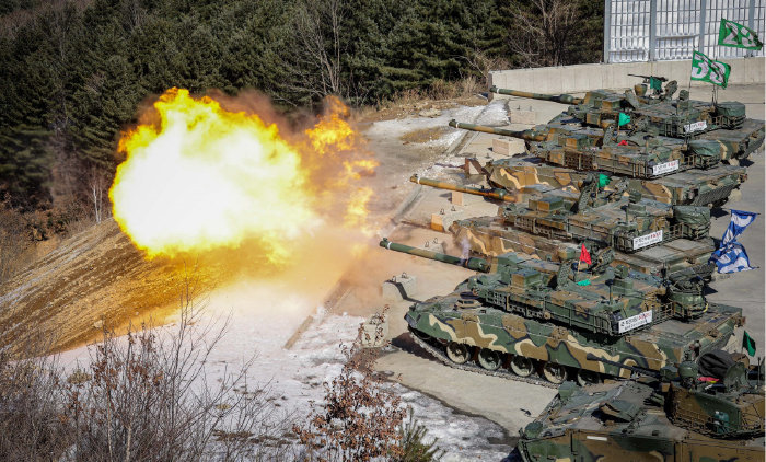 수출용은 풀옵션, 내수용은 깡통… K2 전차 이대론 안 된다｜동아일보