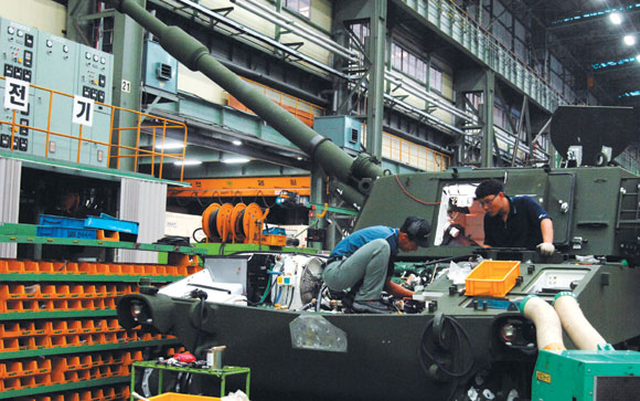 르포] K9 자주포 생산하는 삼성테크윈 창원공장 : 월간조선