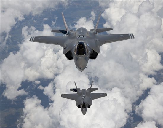 위기의 F-35, 잦은 결함에 감점 위기 - 아시아경제