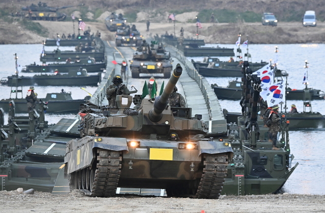 유럽·중동 규제장벽 움직임에 K-방산 '긴장' … 