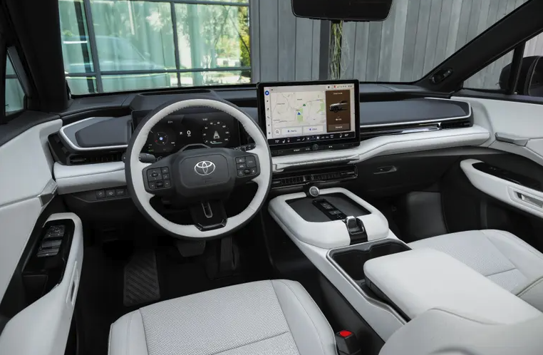 토요타 하이랜더 전기차 공개 7인승 주요정보 알아보기!