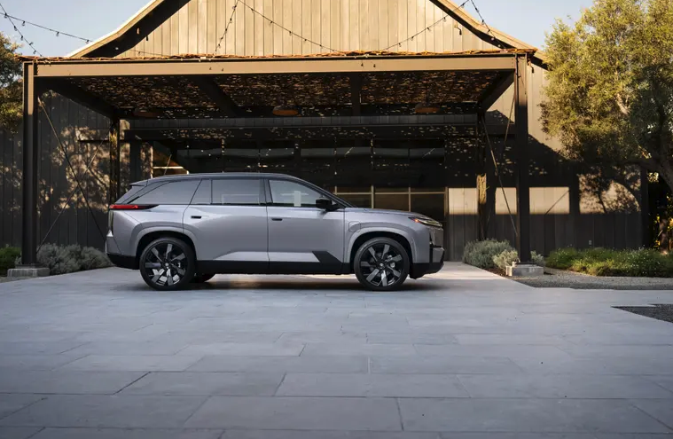 토요타 하이랜더 전기차 공개 7인승 주요정보 알아보기!