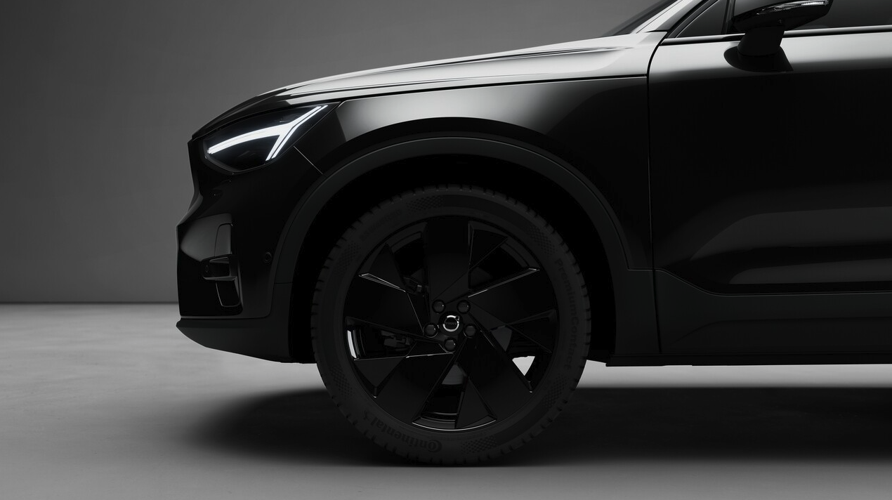 26년형 볼보 XC40 온라인 한정 블랙에디션 판매일은?