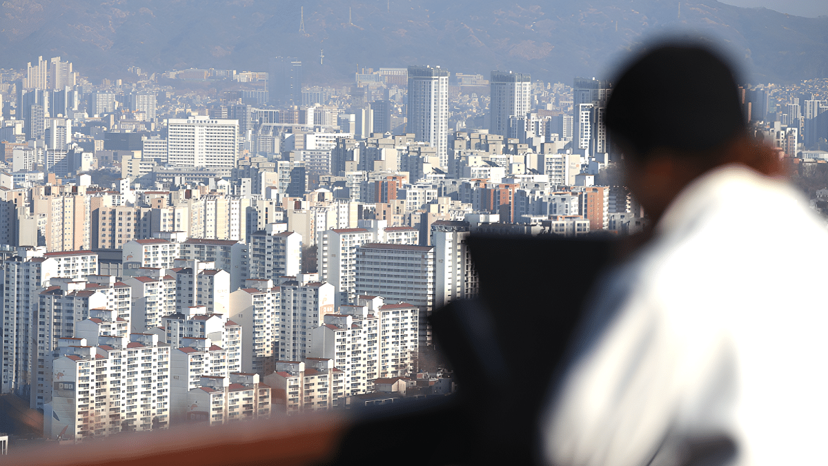 집값 기대 심리 '와르르'… 4060세대 이탈, 2월 주택가격전망 하락