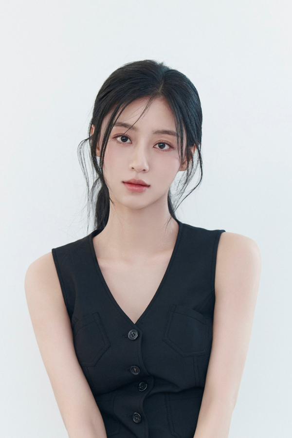 배우 강민아(사진제공=블리츠웨이엔터테인먼트)