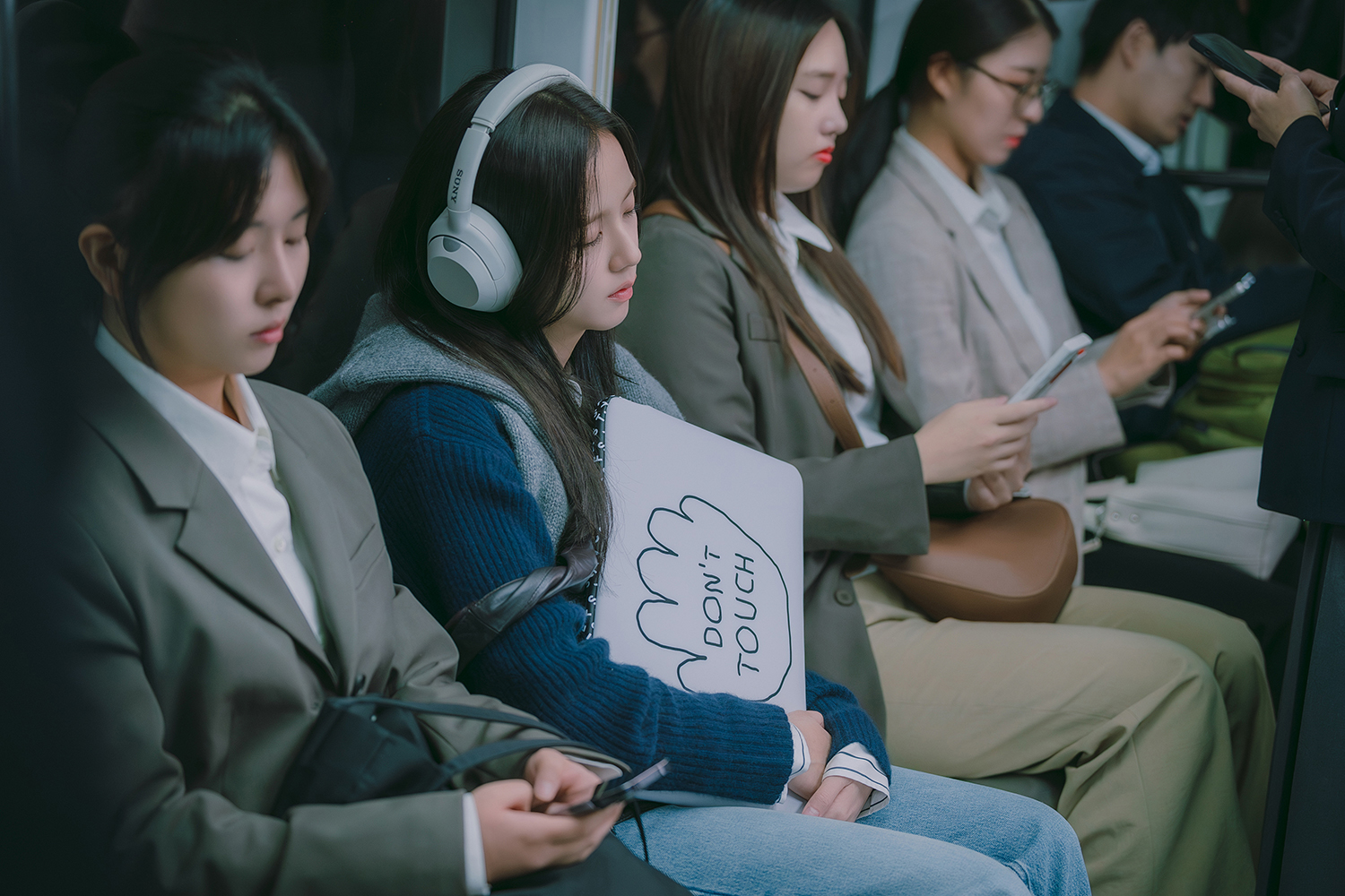 〈월간남친〉