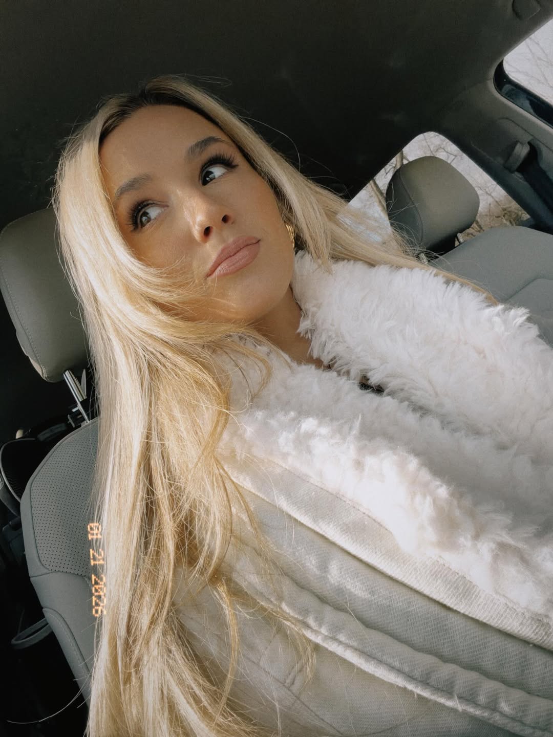 개비 배럿(Gabby Barrett)