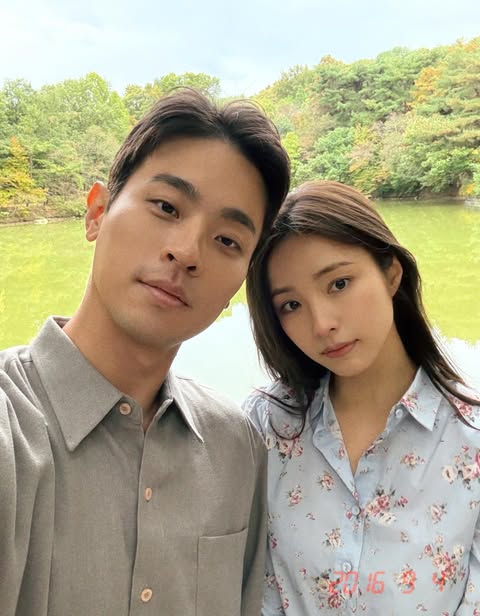 박정민(왼쪽)과 신세경(사진=신세경 인스타그램)