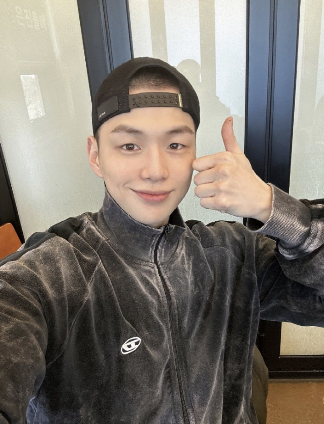 강다니엘이 입대를 앞둔 모습 (하이컷 제공)