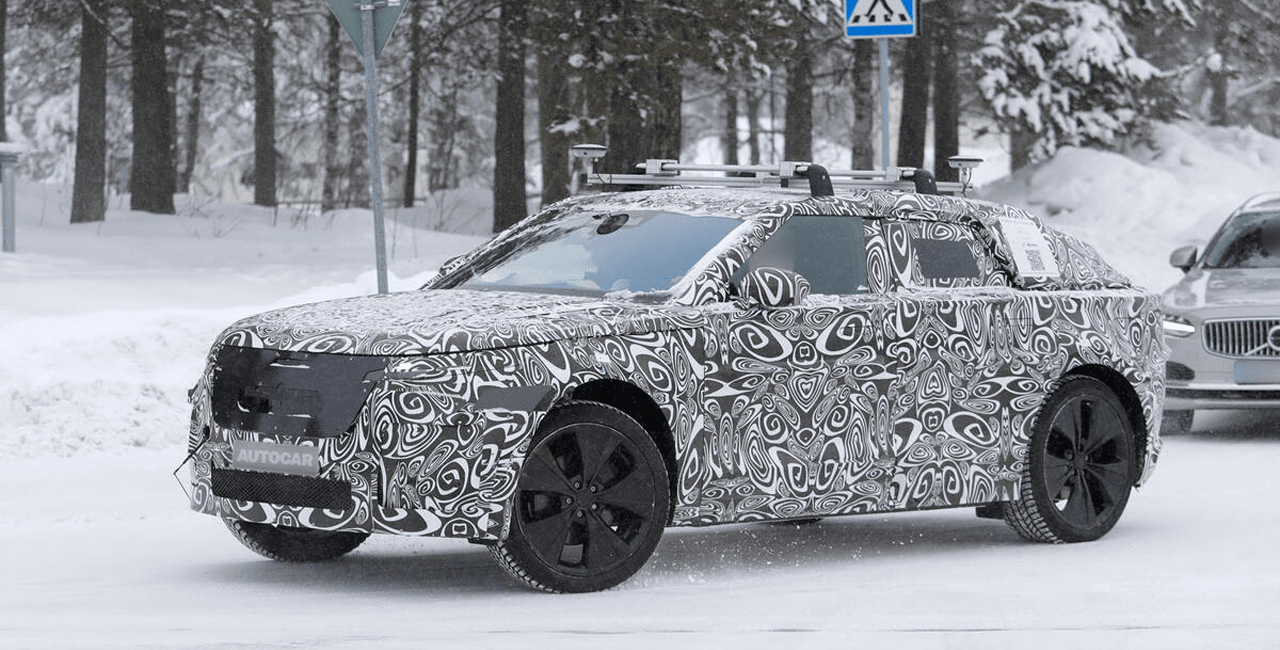 레인지로버 벨라 EV 스파이샷 / 사진=AUTOCAR