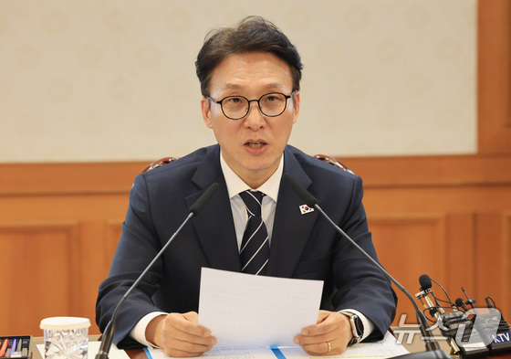 Prime Minister Kim Min-seok delivering remarks at the UN AI Hub hosting support task force meeting at the Government Complex Seoul on Tuesday 2026.3.10 / News1