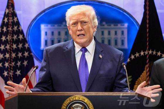 U.S. President Donald Trump announced plans on February 20 at the White House in Washington, D.C., to impose alternative tariffs in response to the Supreme Court\'s ruling that the reciprocal tariffs imposed under the International Emergency Economic Powers Act (IEEPA) were unlawful 2026.02.20 / News1