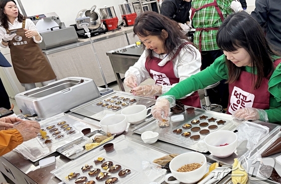 Unlocking Sweet Success: 5 New Chocolate Shops to Transform Haenam’s Chocolate Street