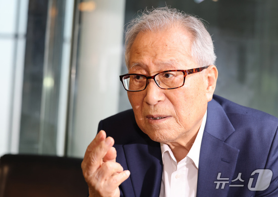 Former Unification Minister Jeong Se-hyun / News1