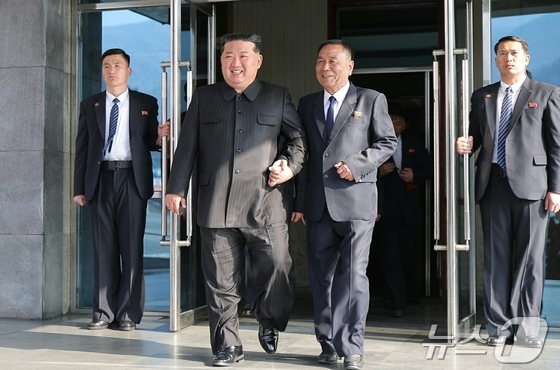 On Monday, Rodong Sinmun, the official newspaper of North Korea’s Workers’ Party, reported that elections for the 15th Supreme People’s Assembly of the Democratic People’s Republic of Korea were held on March 15 in all constituencies nationwide, adding that Kim Jong Un, General Secretary of the Party, visited a polling station set up at the Chonsong Youth Coal Mine, part of the Suncheon District Youth Coal Mine United Enterprise, to cast his vote / Rodong Sinmun