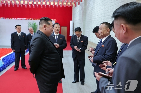 On Monday, Rodong Sinmun, the official newspaper of North Korea’s Workers’ Party, reported that elections for the 15th Supreme People’s Assembly of the Democratic People’s Republic of Korea were held on March 15 in all constituencies nationwide, adding that Kim Jong Un, General Secretary of the Party, visited a polling station set up at the Chonsong Youth Coal Mine, part of the Suncheon District Youth Coal Mine United Enterprise, to cast his vote / Rodong Sinmun