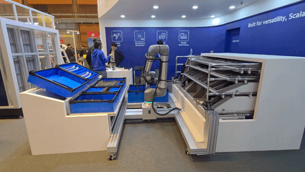 A Hyundai Glovis robot being demonstrated at the 2026 Smart Factory & Automation Industry Exhibition (AW 2026) held at COEX in Seoul on Wednesday