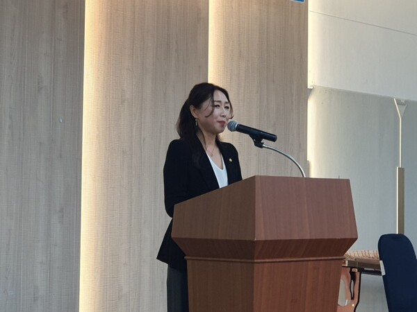 (사)탈북문화예술인총연합회 이향 대표