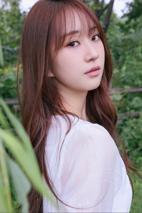 이미지 = 가수 전유진_제이레이블 제공