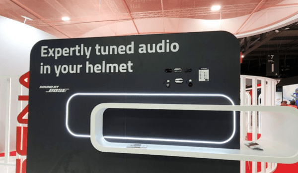 이미지 = 지난 해 11월 밀라노 EICMA 2025의 세나 전시 부스