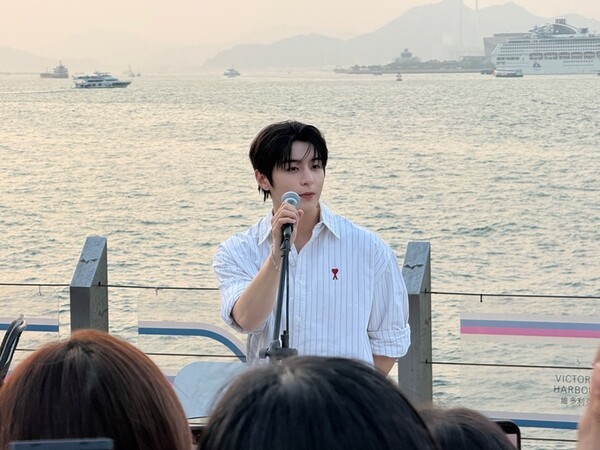이미지 = 최성윤(중국, 홍콩 팬미팅)_오크컴퍼니 제공