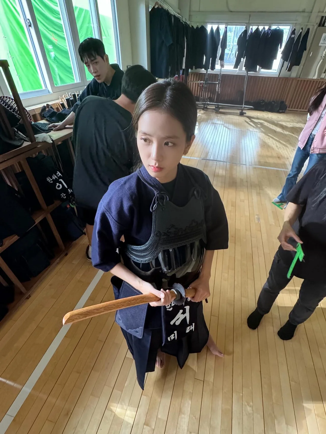 Kendo uniform look | Wearing a deep-navy gi and bogu, she projects a strong, focused charm / Photo: Jisoo\'s Instagram