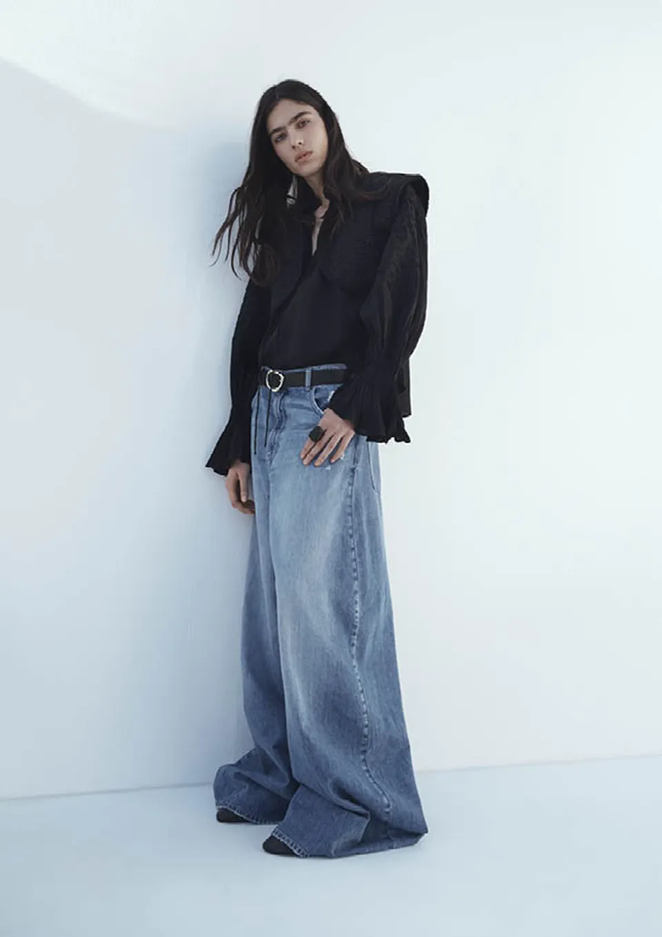 &nbsp;   H&M