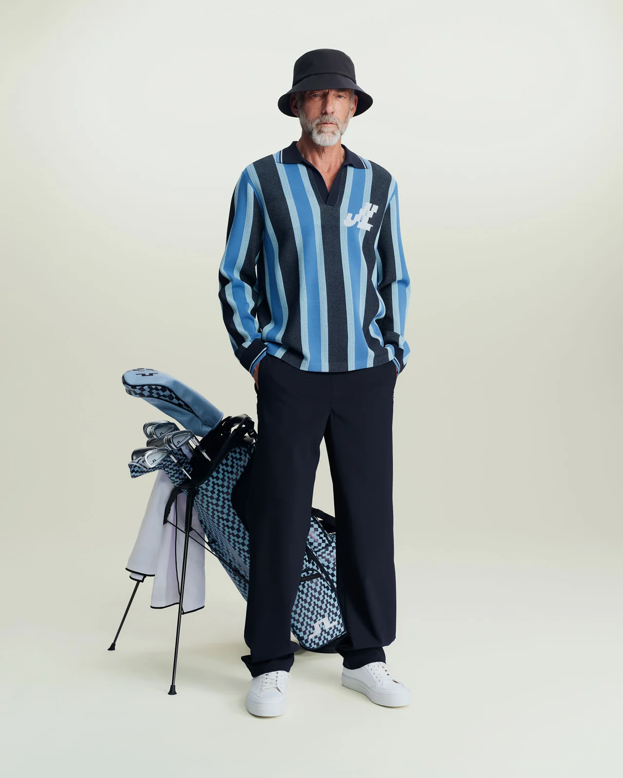 /Photo: J.Lindeberg — spring knitwear that moves effortlessly from the golf course to everyday life