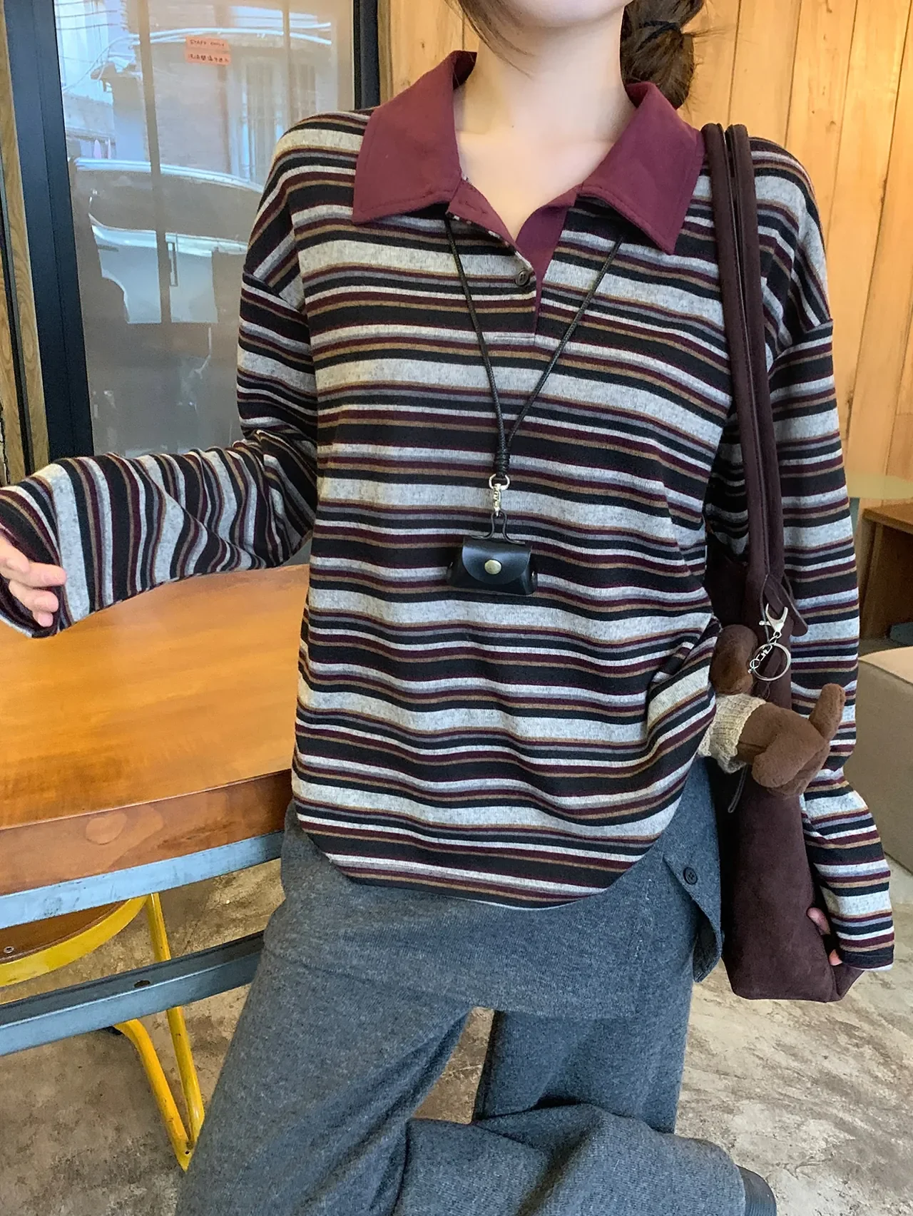 &nbsp;     A multi-stripe loose-fit top that perks up cloudy days / Photo: DAZY (DAZY)