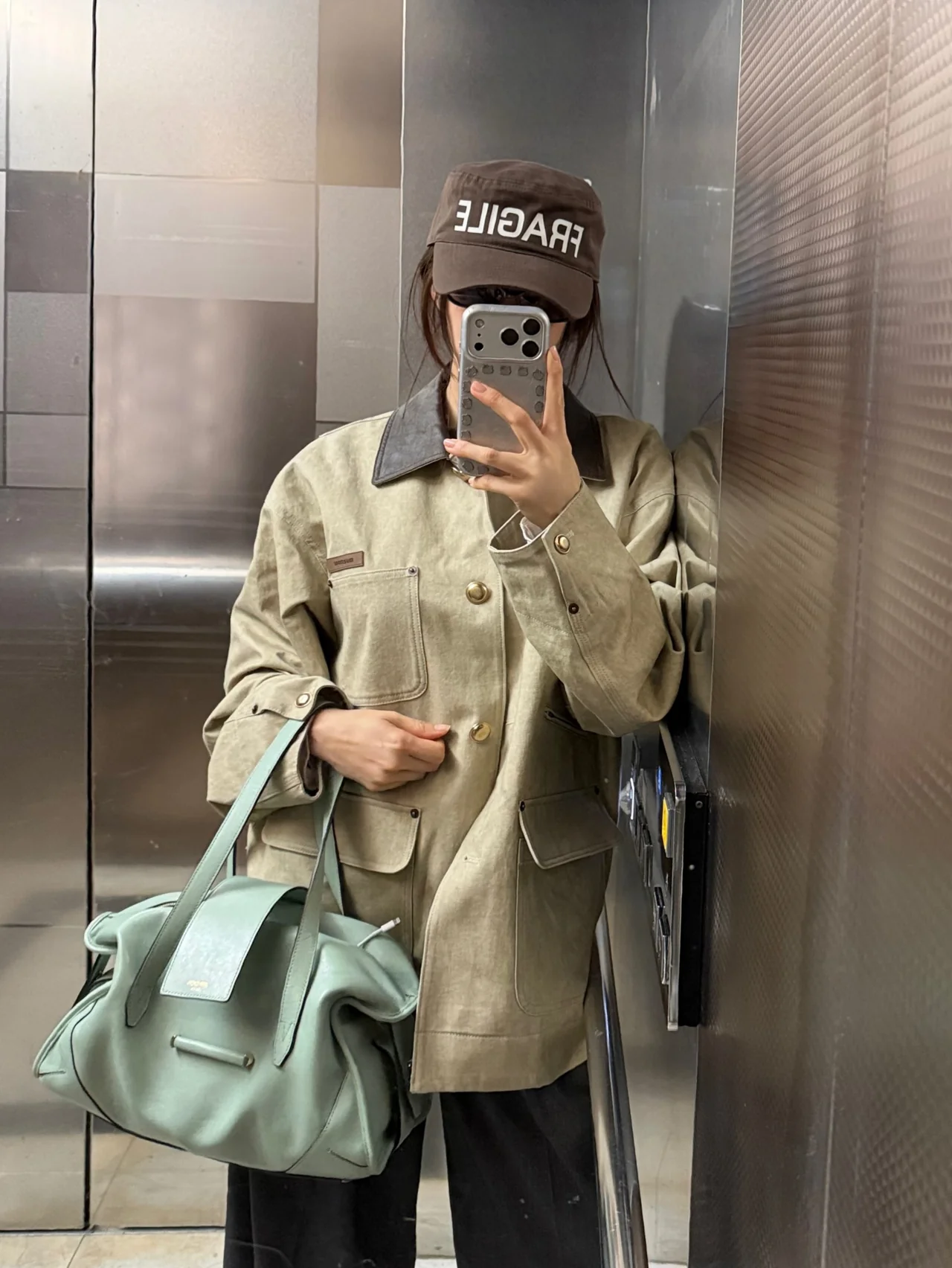 Purple cap & hoodie | A sleek tone-on-tone athleisure look / Photo: Hyomin’s Instagram