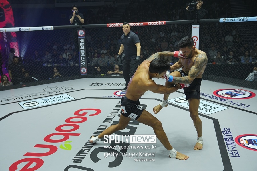 引用：ROAD FC