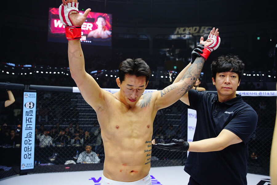 引用：ROAD FC