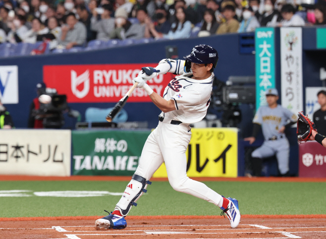 이정후 '기분 좋은 시작'