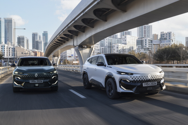 르노 필랑트(Renault FILANTE) 주행 사진_2