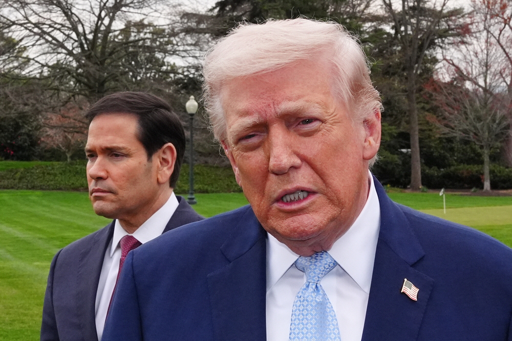 Trump <YONHAP NO-1630> (AP)